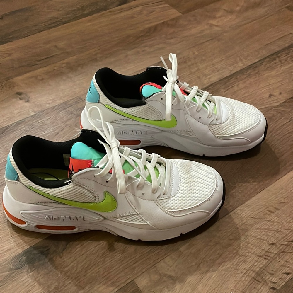 7.5 Nike shoes